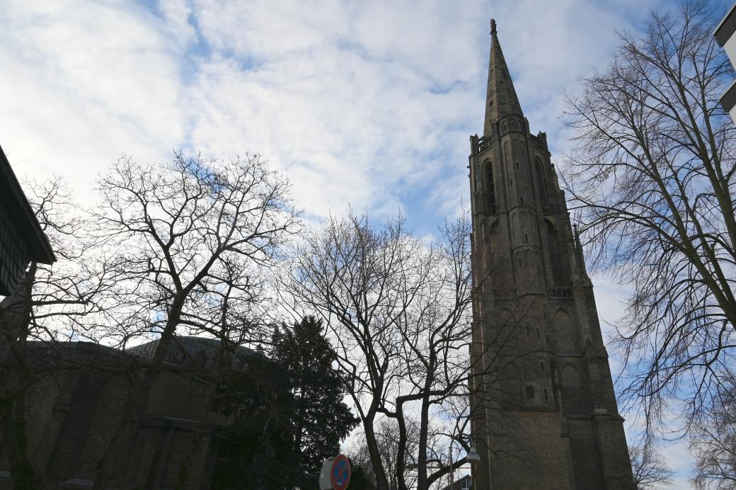 Köln, Pfarrkirche St. Mauritius, Bild 3/9