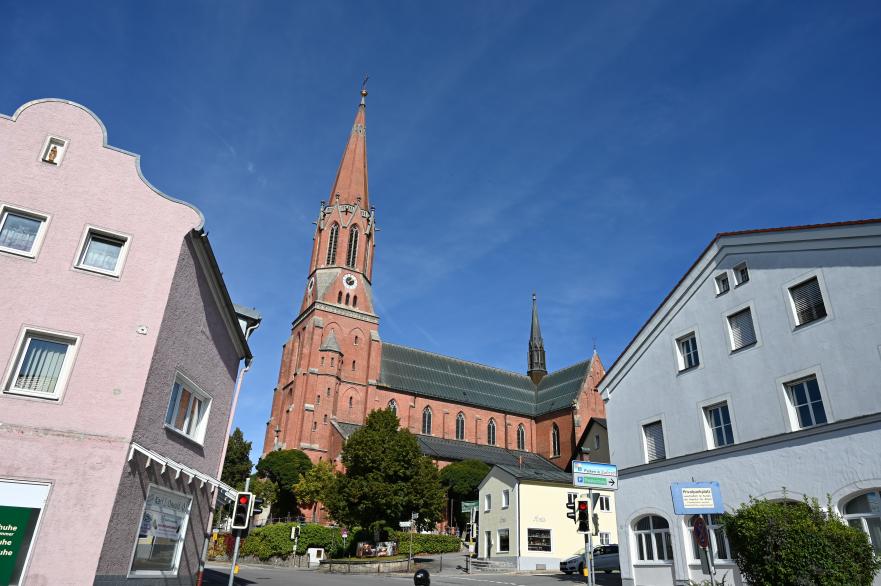 Zwiesel, Stadtpfarrkirche St. Nikolaus, Bild 1/10