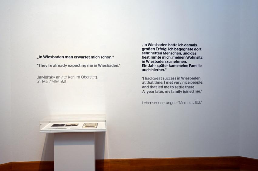 Wiesbaden, Museum Wiesbaden, Ausstellung "Alles! 100 Jahre Jawlensky in Wiesbaden" vom 17.09.-26.06.2022, Bild 2/3