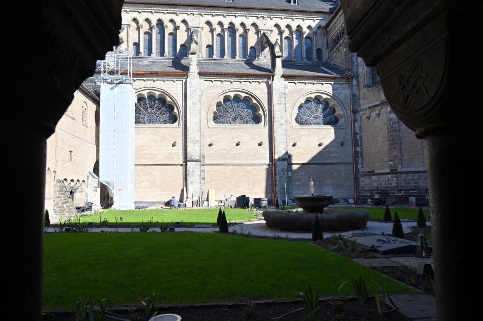 Bonn, Bonner Münster, Bild 11/12