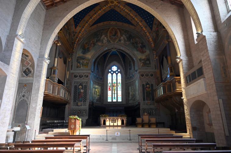Gubbio, Kathedrale Santi Mariano e Giacomo, Bild 9/14