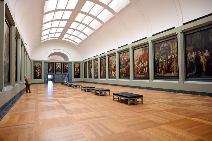Paris, Musée du Louvre, Saal 801, Bild 3/5