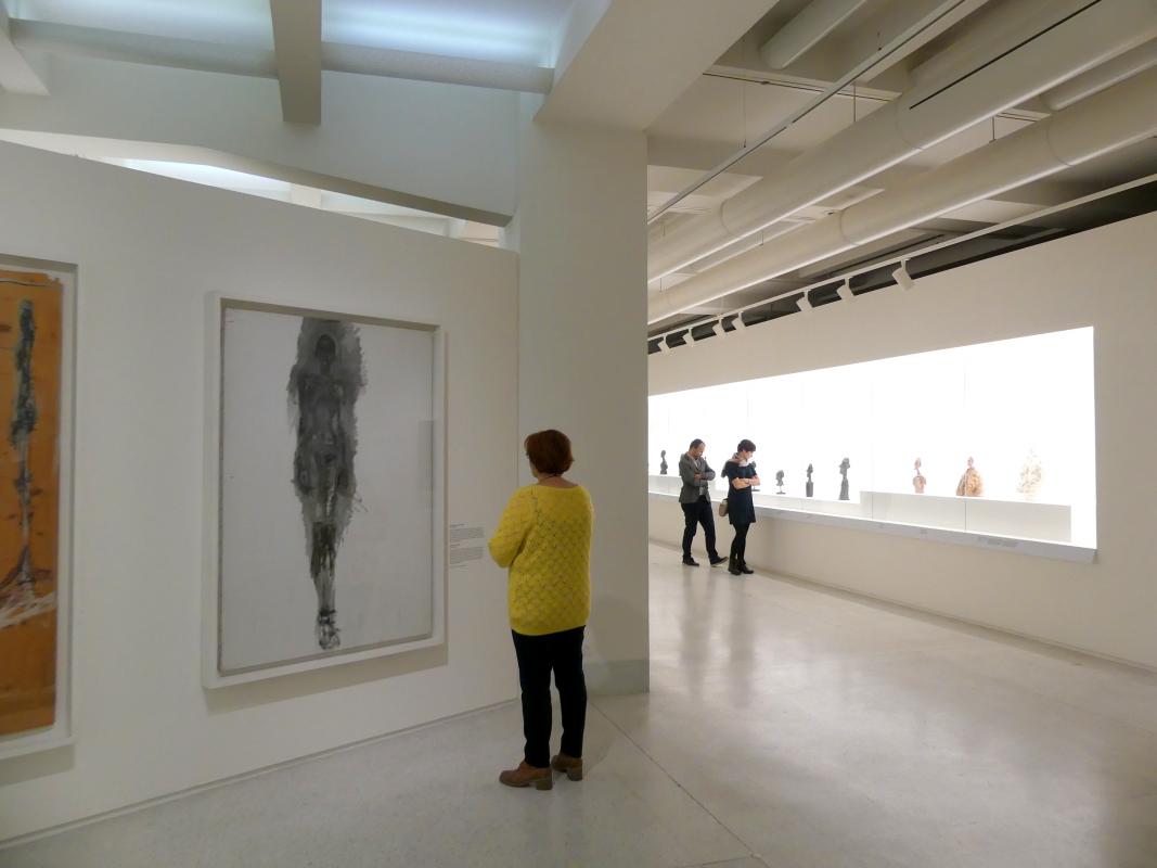 Prag, Nationalgalerie im Messepalast, Ausstellung "Alberto Giacometti" vom 18.07.-01.12.2019, Stehende Figuren, Bild 7/7