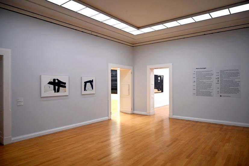 Chemnitz, Kunstsammlungen am Theaterplatz, Ausstellung "Soulages" vom 28.03.-25.07.2021, Saal 3