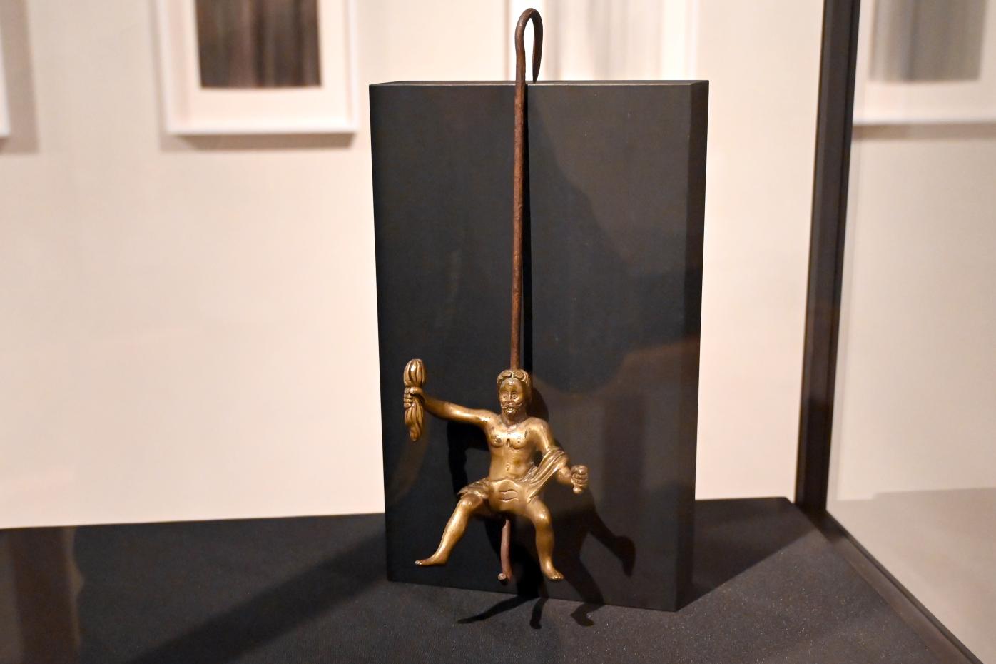 Köln, Museum Kolumba, Ausstellung "In die Weite – Aspekte jüdischen Lebens in Deutschland" vom 15.09.2021-15.08.2022, Raum 8, Bild 4/5