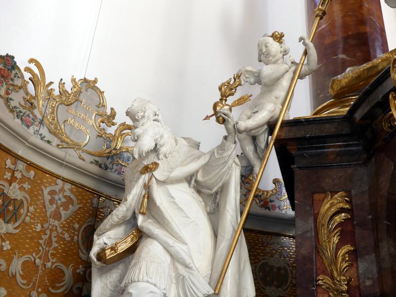 Ignaz Günther (1751–1775), Statue des heiligen Augustinus am Hochaltar, Neustift (Freising), ehem. Prämonstratenserklosterkirche, jetzt Pfarrkirche St. Peter und Paul, 1765, Bild 6/6