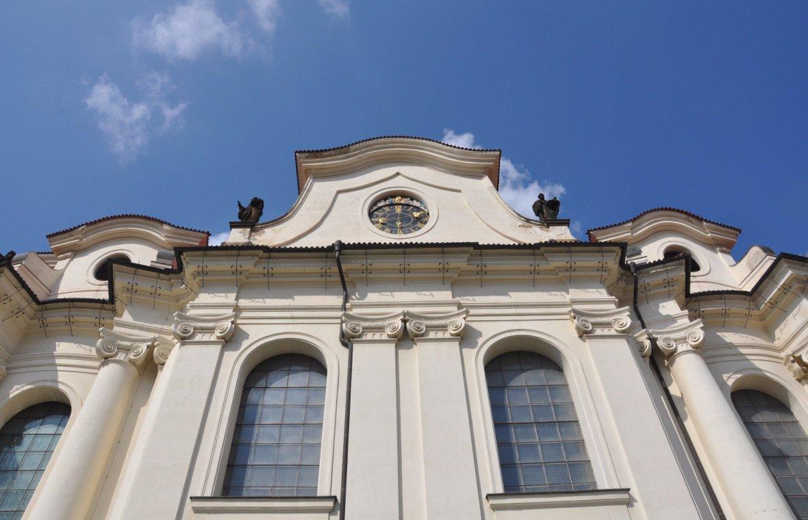 Christoph Dientzenhofer (1685–1722), Bau der Klosterkirche St. Margareta, Prag-Breunau (Břevnov), Benediktinerabtei, Klosterkirche St. Margareta, 1709–1722, Bild 2/3