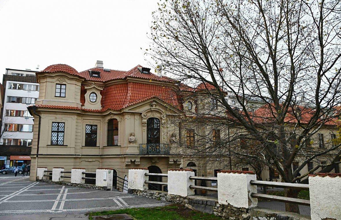 Kilian Ignaz Dientzenhofer (1718–1752), Bau des eigenen Sommerhauses, heute 'Villa Portheim', Fresko im Hauptsaal von Wenzel Laurenz Reiner, Prag-Smíchov, Villa Portheim, Štefánikova 68/12, 1725–1728, Bild 2/2