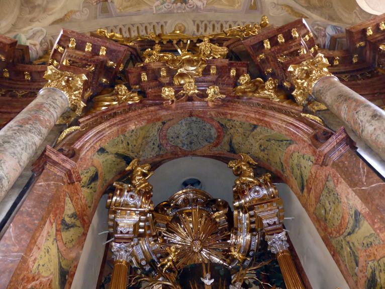 Joseph Matthias Götz (1713–1758), Hoch- und Gnadenaltar, Maria Taferl, Pfarr- und Wallfahrtskirche zur Schmerzhaften Muttergottes, 1732–1739, Bild 6/8