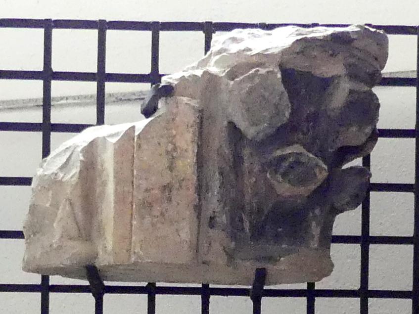Sammlung von Teilen von Fensterkapitellen, Prag-Altstadt, ehem. Agneskloster, St.-Salvator-Kirche, jetzt Prag-Holešovice, Lapidarium, Saal 1, um 1265, Bild 2/4