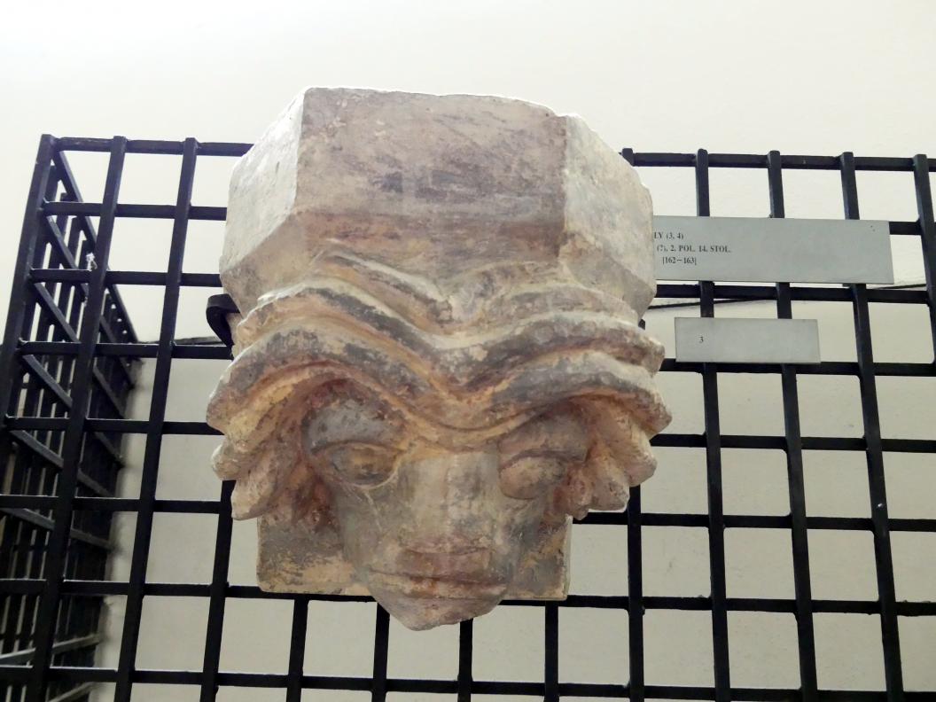 Kragstein mit der Maske eines wilden Mannes, Prag-Holešovice, Lapidarium, Saal 1, 2. Hälfte 14. Jhd., Bild 1/2