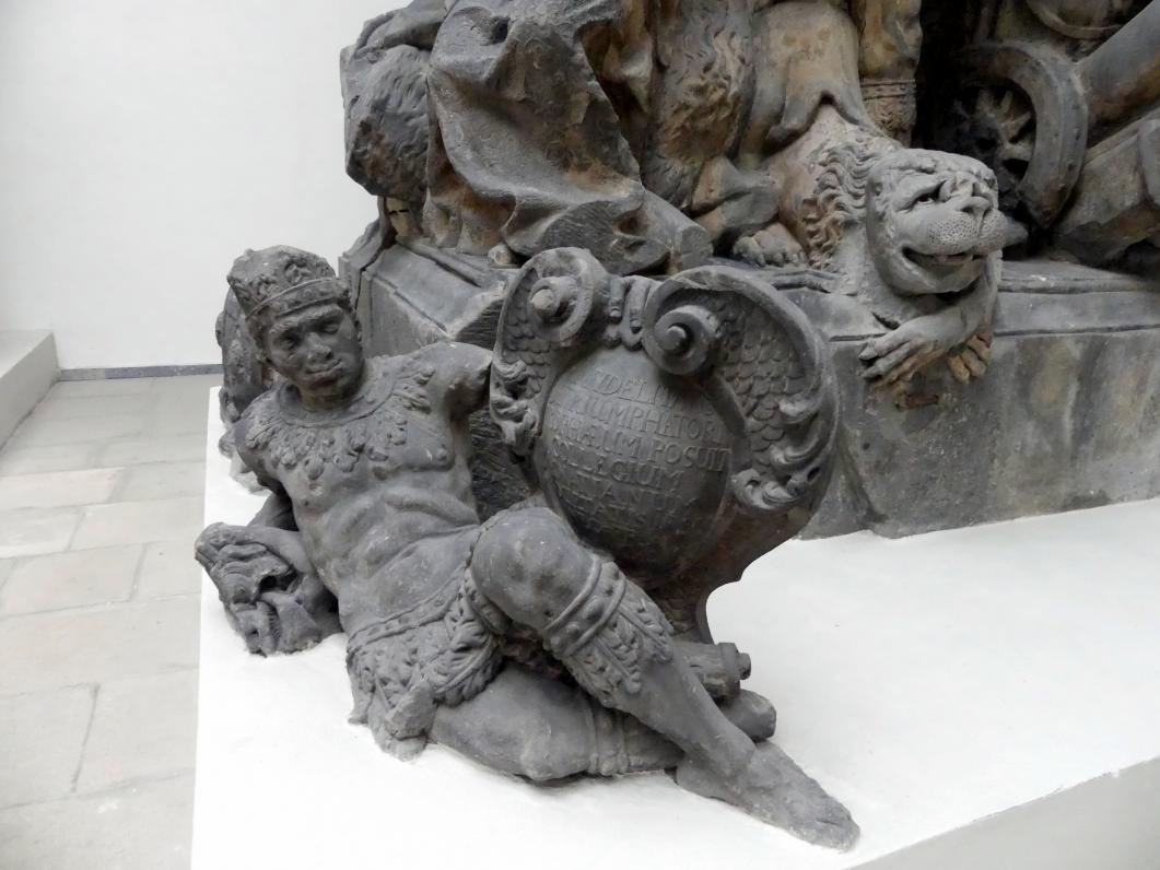 Ferdinand Maximilian Brokoff (1707–1731), Figurengruppe mit dem Hl. Ignatius von Loyola, Prag, Karlsbrücke, jetzt Prag-Holešovice, Lapidarium, Saal 4, 1710–1711, Bild 10/11