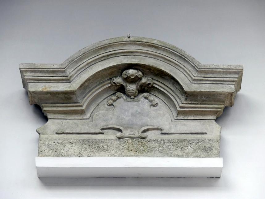 Kilian Ignaz Dientzenhofer (1718–1752), Architektonische Elemente, Prag-Smíchov, ehem. Jesuitengarten, unter Maria Theresa Botanischer Garten, heute 'Dientzenhofer-Garten', jetzt Prag-Holešovice, Lapidarium, Saal 6, 1735, Bild 3/10