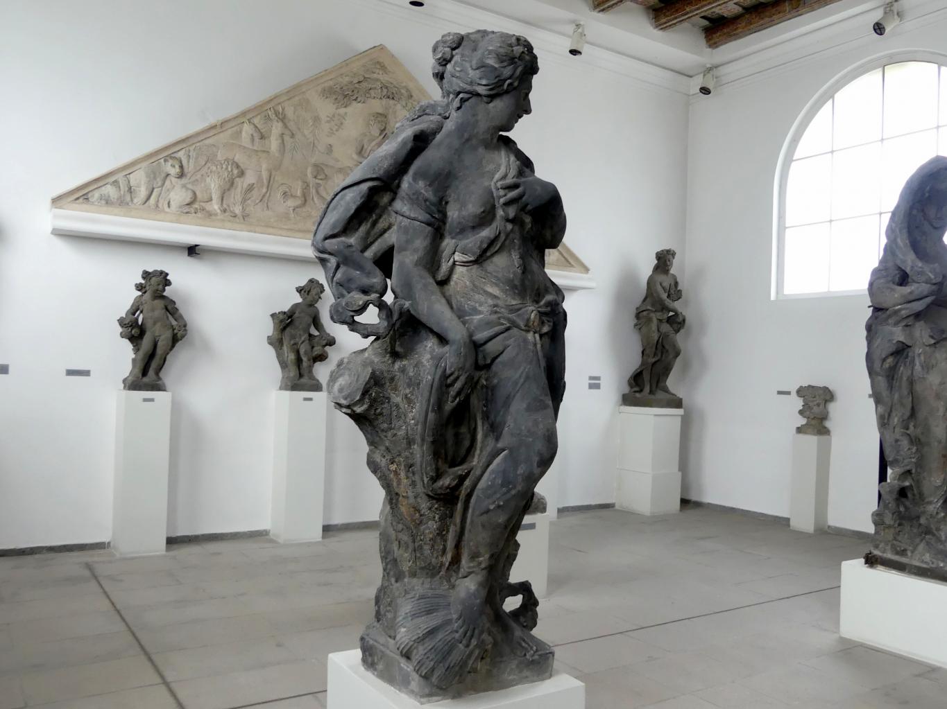 Ignaz Franz Platzer (1752–1765), Venus, Prag-Altstadt, Altstädter Ring, Palais Goltz-Kinsky, jetzt Prag-Holešovice, Lapidarium, Saal 7, um 1765, Bild 3/4