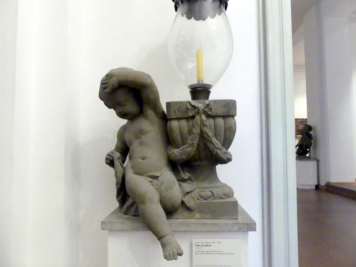 Johann Peter Wagner (1755–1797), Vier Putten mit Laterne, Veitshöchheim, Schloss Veitshöchheim, Hofgarten, jetzt Würzburg, Museum für Franken (ehem. Mainfränkisches Museum), 1776–1777, Bild 5/5