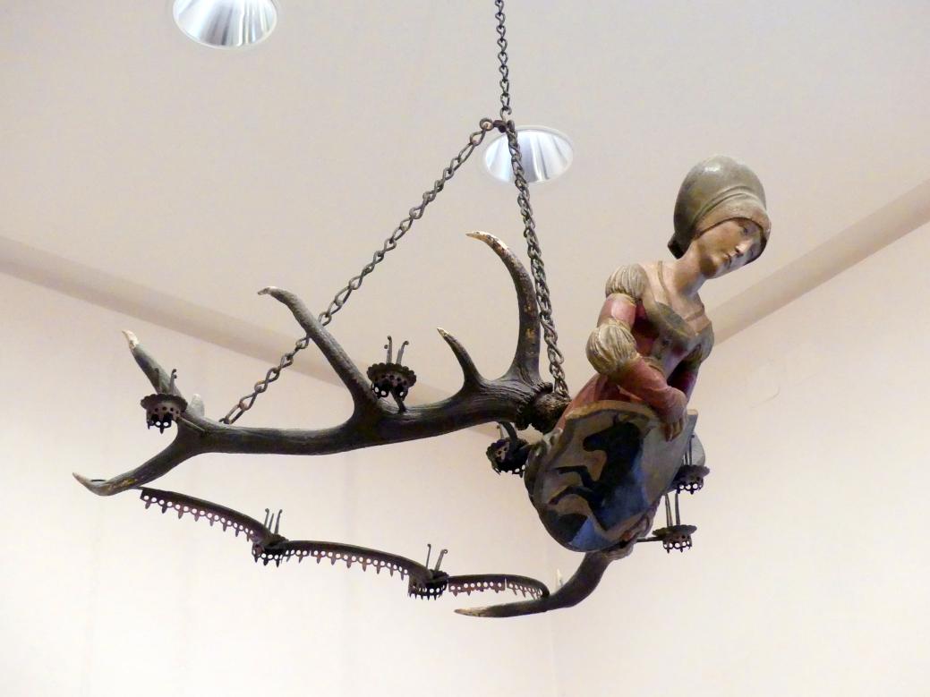Tilman Riemenschneider (1487–1523), Lüsterweibchen, Ochsenfurt, Rathaus, jetzt Würzburg, Museum für Franken (ehem. Mainfränkisches Museum), Riemenschneider-Saal, um 1515, Bild 3/4