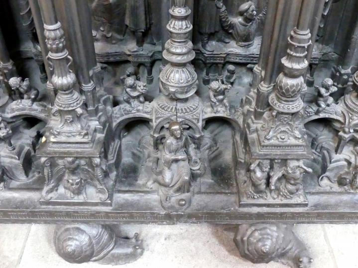 Peter Vischer der Ältere
 (1486–1525), Grab des Hl. Sebaldus, Nürnberg, Kirche St. Sebald, 1507–1512, Bild 15/16