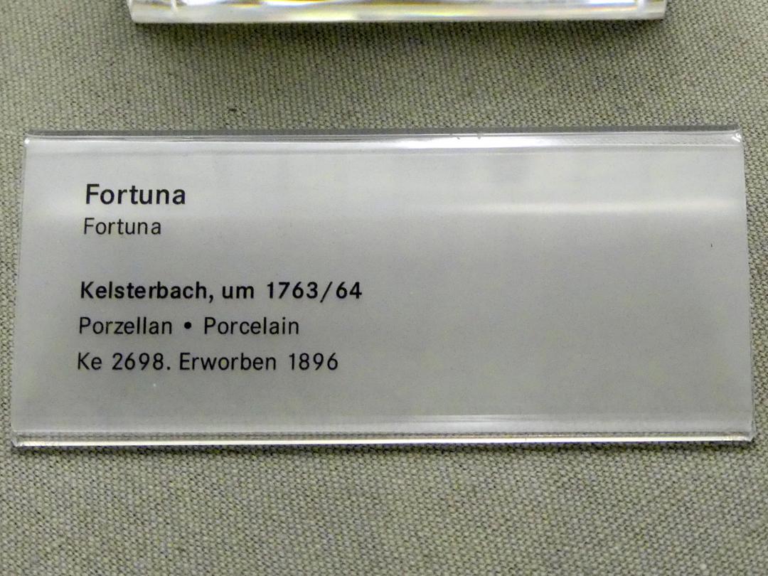 Landgräfliche Porzellanmanufaktur Kelsterbach (1763), Fortuna, Nürnberg, Germanisches Nationalmuseum, Saal 46, um 1763–1764, Bild 2/2