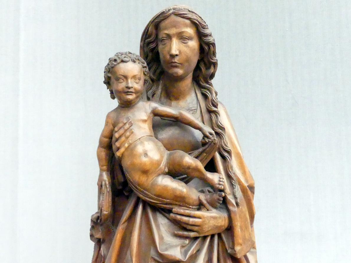 Tilman Riemenschneider (1487–1523), Muttergottes aus Tauberbischofsheim, Berlin, Gemäldegalerie ("Berliner Wunder"), Saal II, um 1510–1520, Bild 2/5