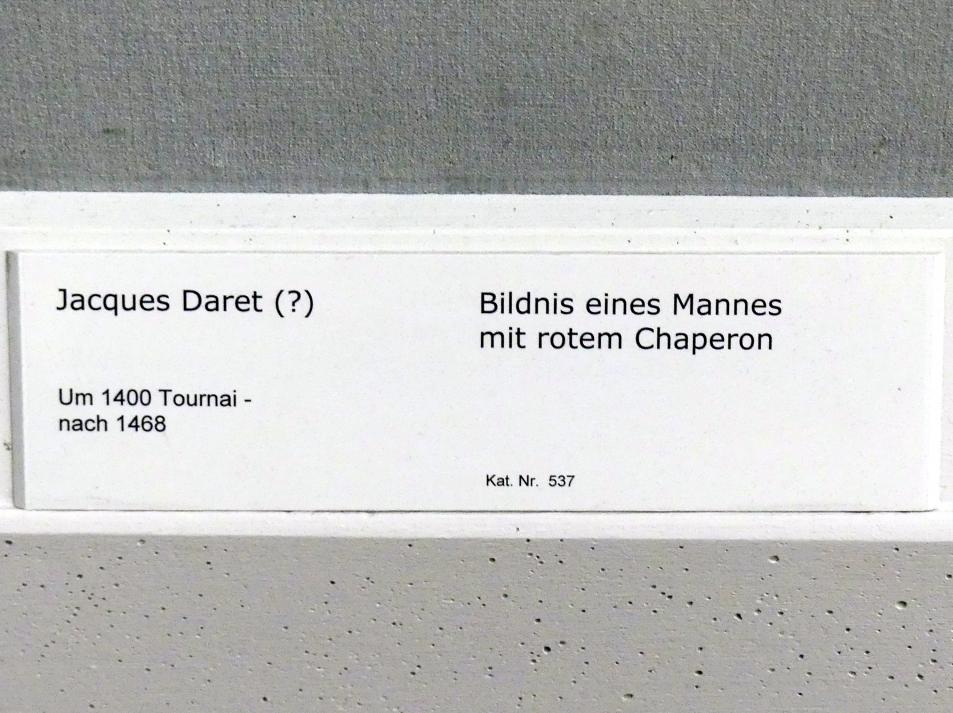 Bildnis eines Mannes mit rotem Chaperon, Berlin, Gemäldegalerie ("Berliner Wunder"), Saal IV, Undatiert, Bild 2/2