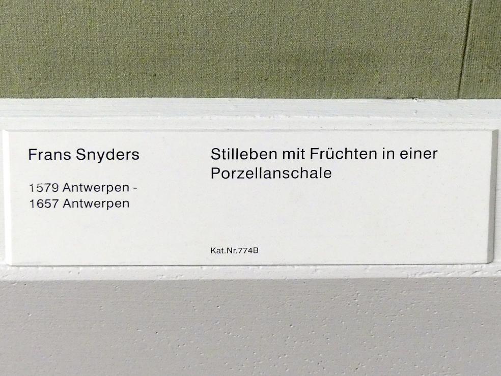 Frans Snyders (1610–1650), Stillleben mit Früchten in einer Porzellanschale, Berlin, Gemäldegalerie ("Berliner Wunder"), Saal VII, Undatiert, Bild 2/2