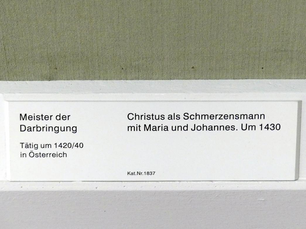Meister der Darbringung (1430), Christus als Schmerzensmann mit Maria und Johannes, Berlin, Gemäldegalerie ("Berliner Wunder"), Kabinett 4, um 1430, Bild 2/2