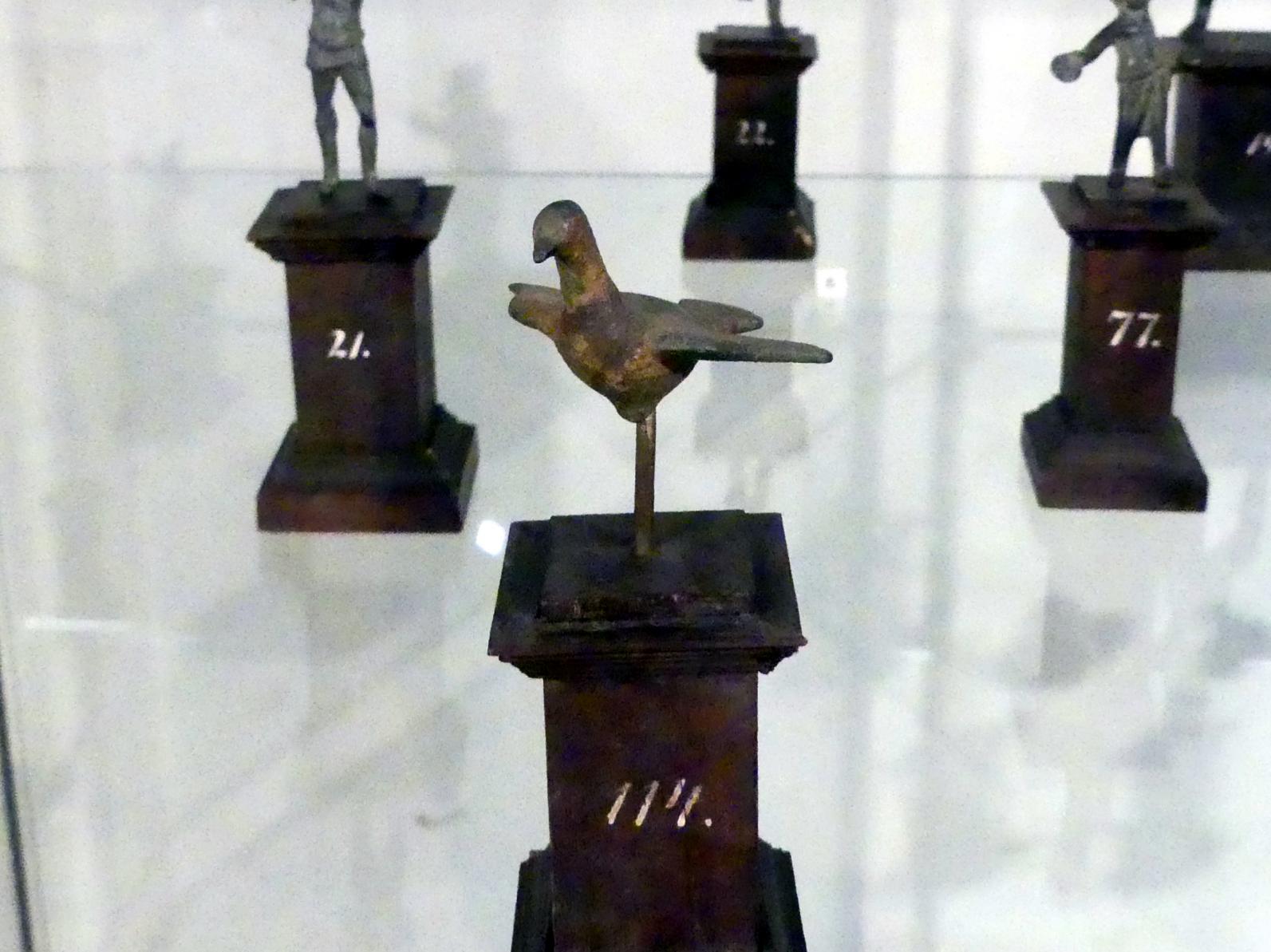 Fliegende Taube, Prag, Nationalgalerie im Palais Sternberg, 1. Obergeschoss, Saal 1, 300–100 v. Chr.