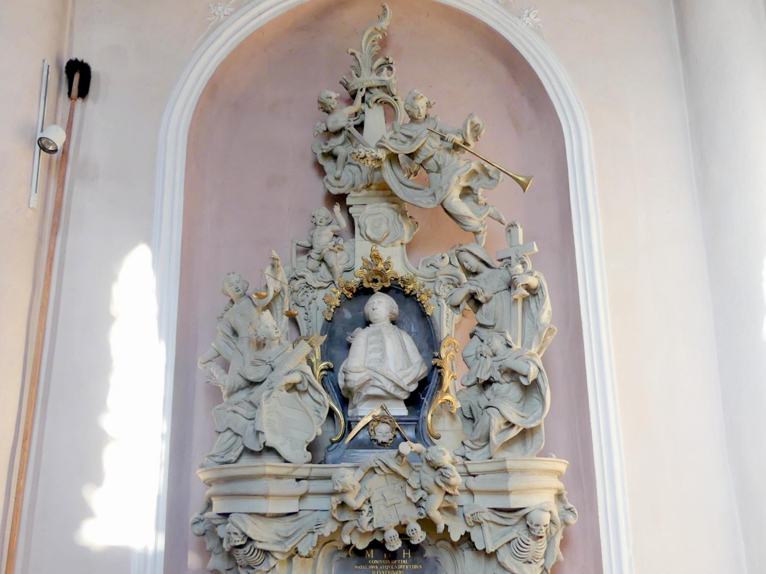 Joseph Bonaventura Mutschele (1762–1766), Grabmal für Johann Sigmund Pfinzing, Großgründlach, ev. Pfarrkirche St. Laurentius, nach 1764, Bild 2/5