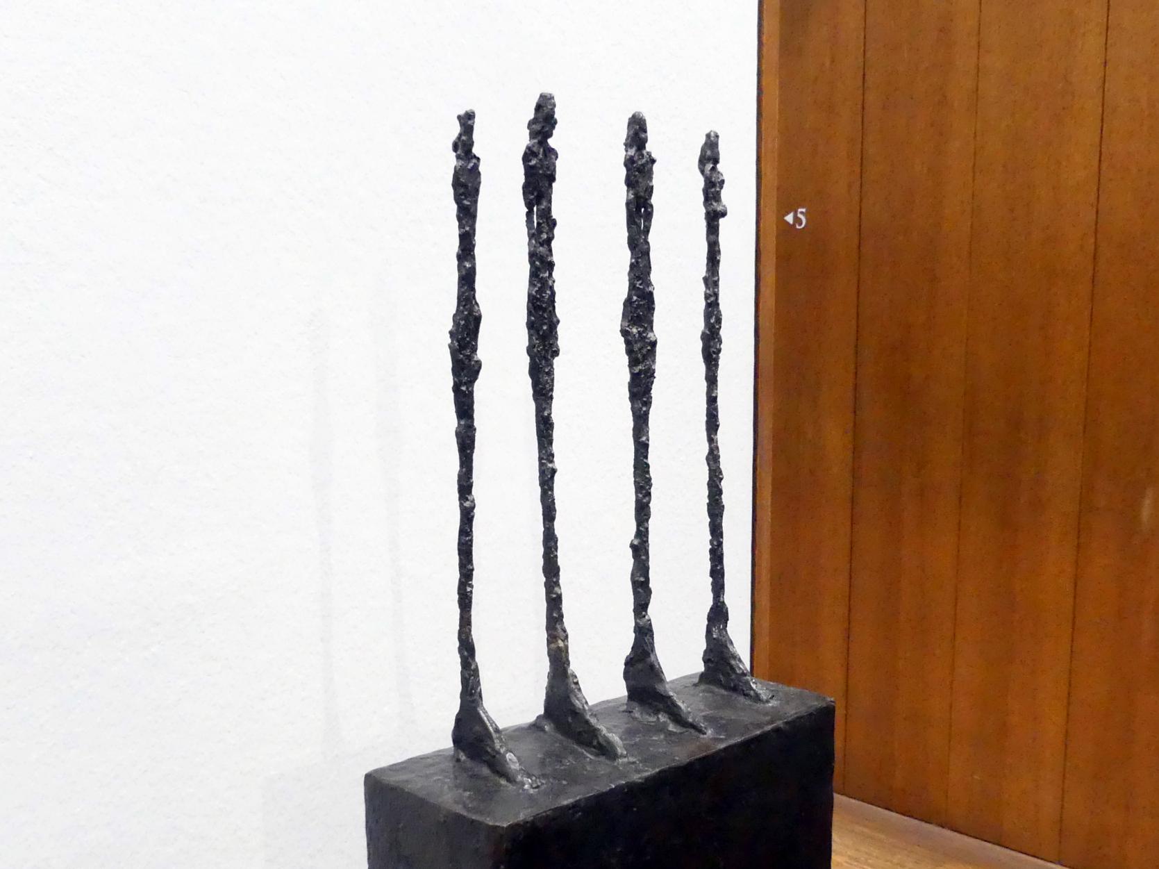 Alberto Giacometti (1914–1965), Vier Frauen auf Sockel, Wien, Albertina, Sammlung Batliner, Saal 7, 1950, Bild 3/4