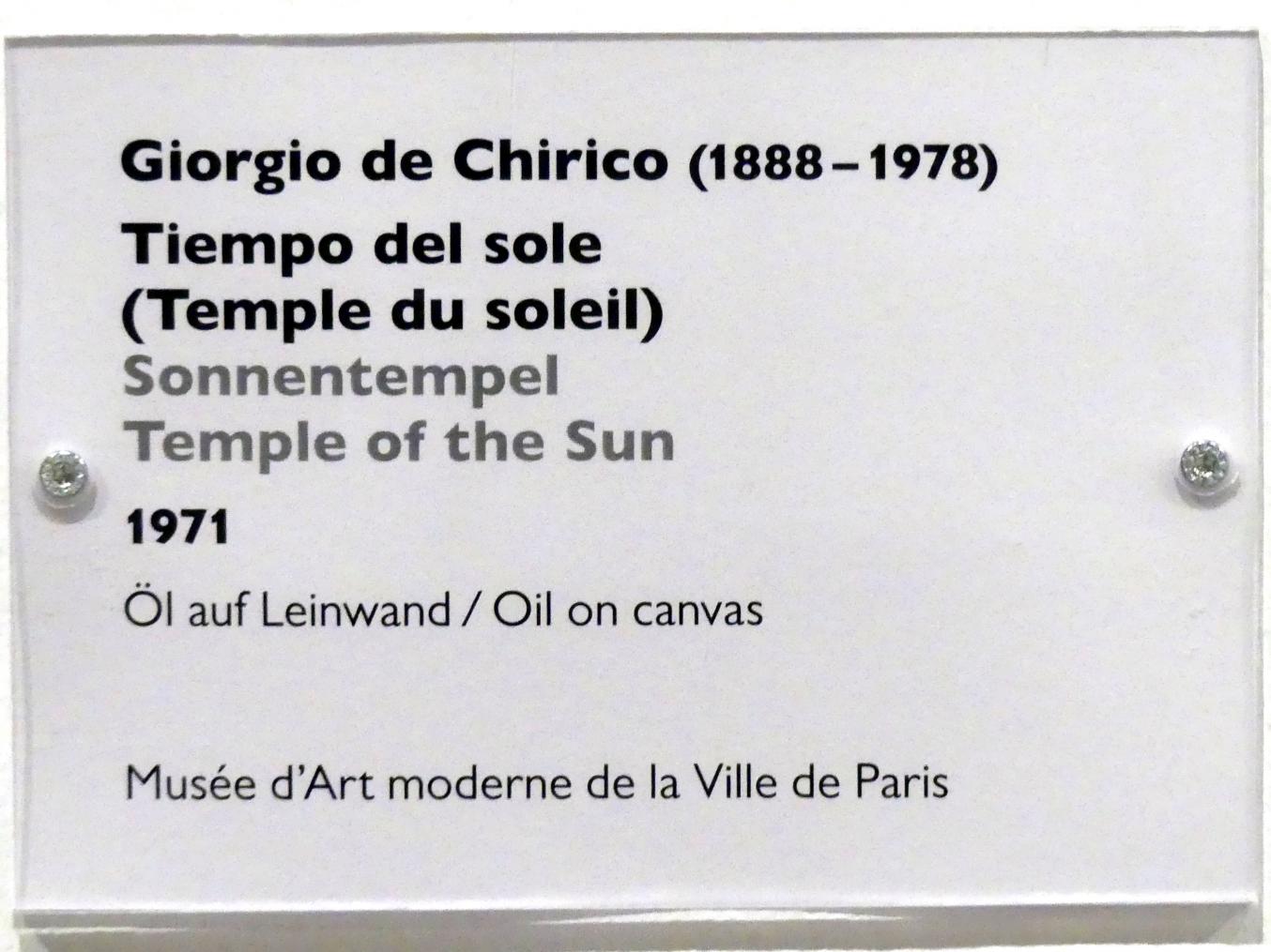 Giorgio de Chirico (1913–1973), Sonnentempel, Schwäbisch Hall, Kunsthalle Würth, Ausstellung "Das Musée d'Art moderne de la Ville de Paris zu Gast in der Kunsthalle Würth" vom 15.04.-15.09.2019, 1971, Bild 2/2