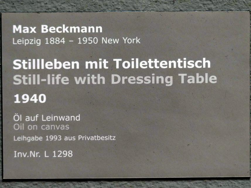 Max Beckmann (1905–1950), Stillleben mit Toilettentisch, Stuttgart, Staatsgalerie, Internationale Malerei und Skulptur 6, 1940, Bild 2/2