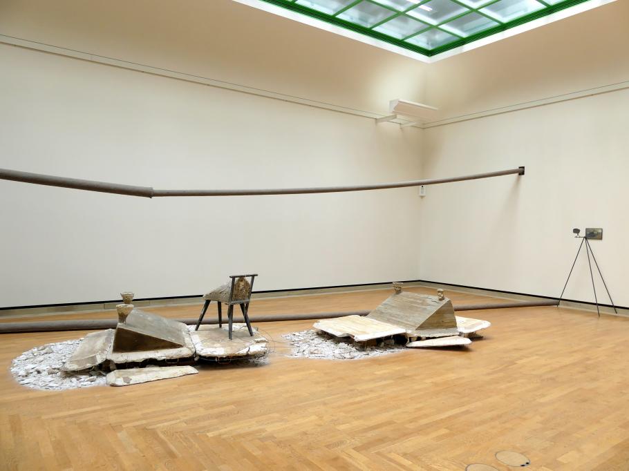 Joseph Beuys (1948–1985), Dernier espace avec introspecteur (Letzter Raum mit Introspekteur), Stuttgart, Staatsgalerie, Internationale Malerei und Skulptur 11, 1964, Bild 2/6