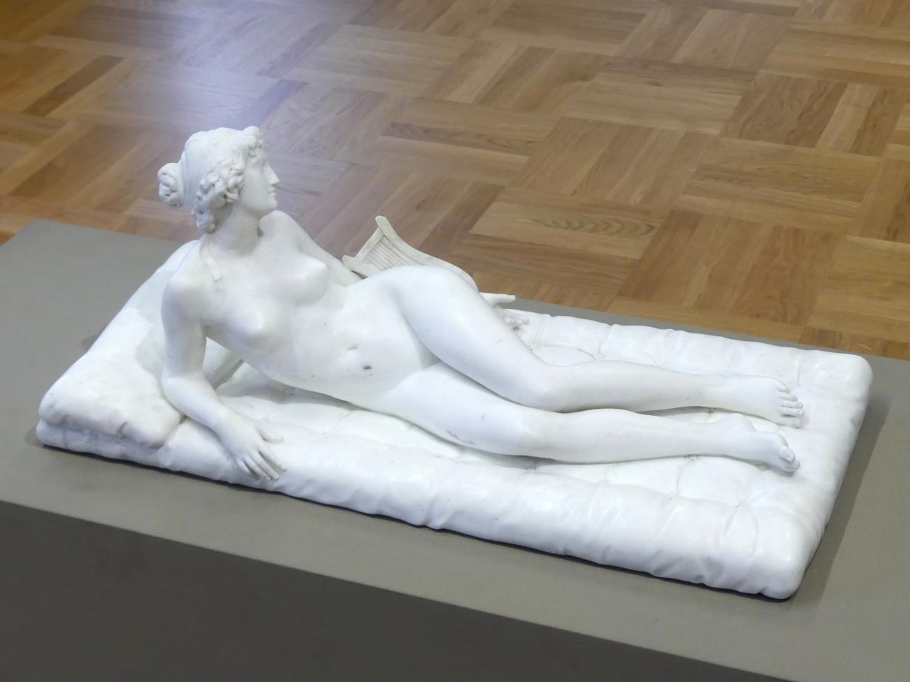 Johann Heinrich Dannecker (1787–1819), Liegende Sappho, Stuttgart, Staatsgalerie, Europäische Malerei und Skulptur 7, 1797–1802, Bild 3/5