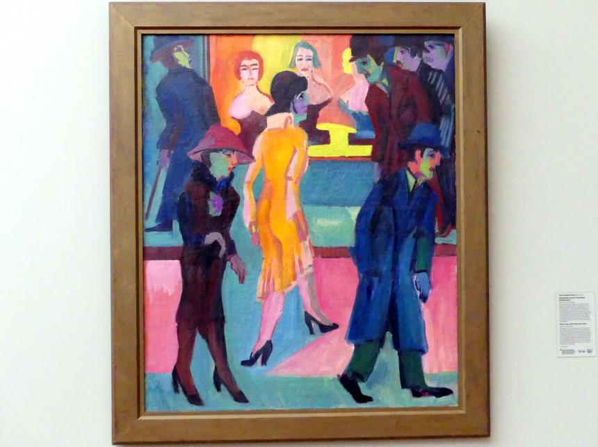 Ernst Ludwig Kirchner (1904–1933), Straßenbild vor dem Friseursalon (Straßenszene), Dresden, Albertinum, Galerie Neue Meister, 2. Obergeschoss, Saal 13, 1926