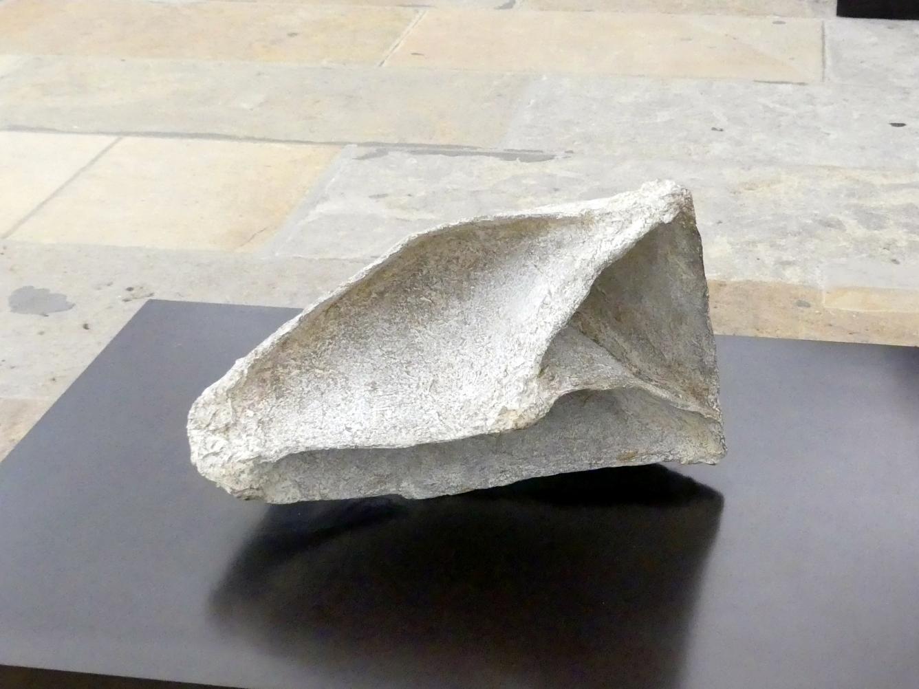 Jürgen Schön (2002), Faltung, Dresden, Albertinum, Galerie Neue Meister, Erdgeschoss, Skulpturenhalle, 2002, Bild 3/7