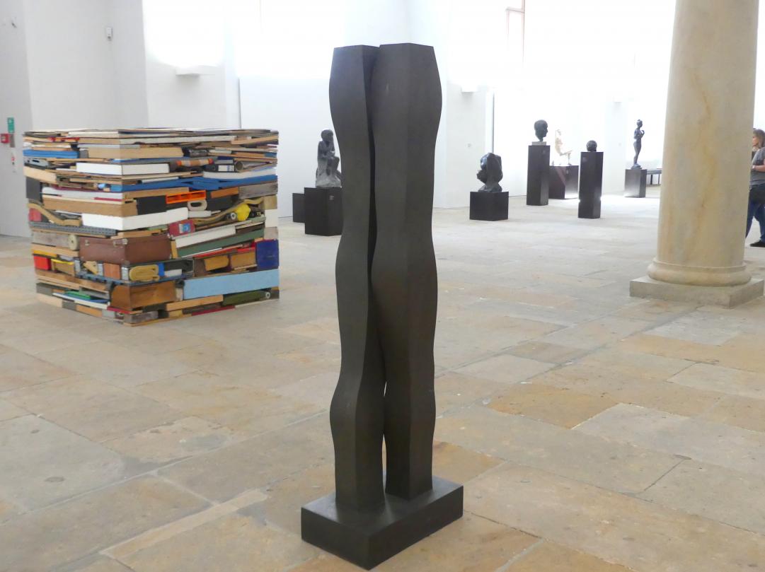 Joannis Avramidis (1967), Schreitender, Dresden, Albertinum, Galerie Neue Meister, Erdgeschoss, Skulpturenhalle, 1966–1969, Bild 2/4