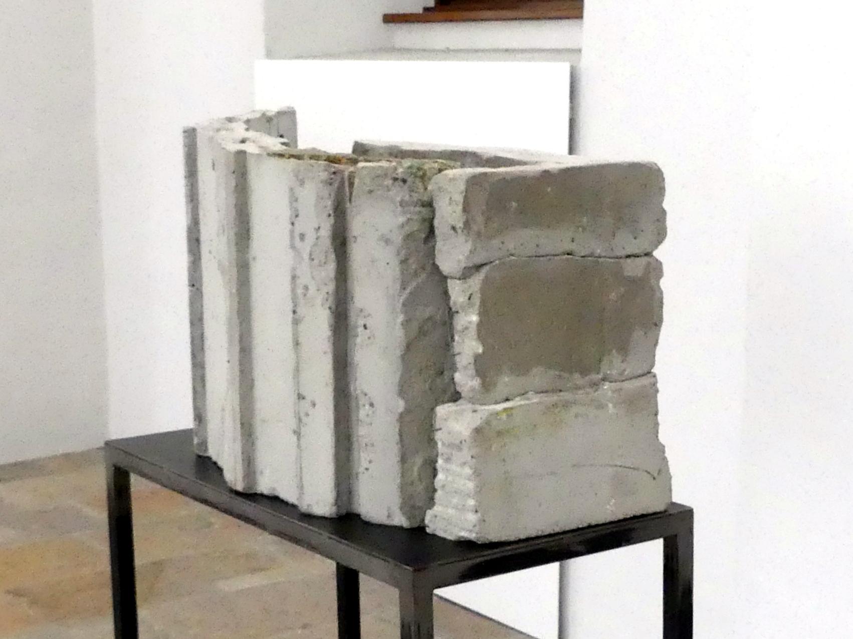 Isa Genzken (1974–2015), Flügel, Dresden, Albertinum, Galerie Neue Meister, Erdgeschoss, Skulpturenhalle, 1989, Bild 3/5
