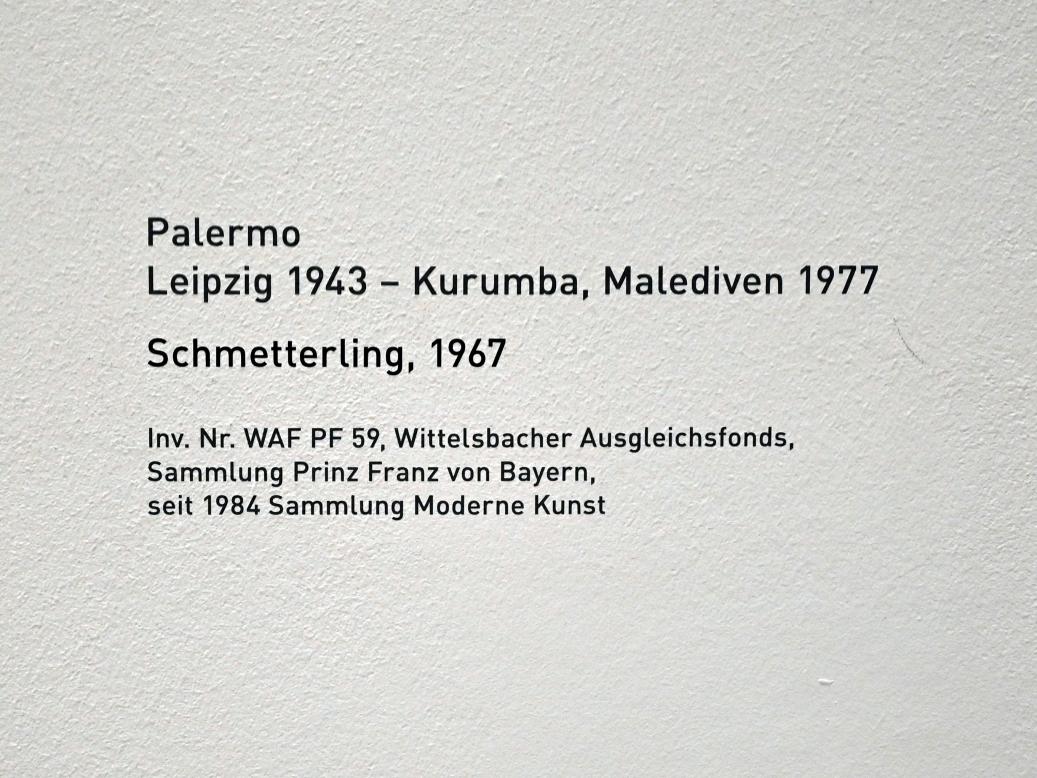 Blinky Palermo ( Peter Heisterkamp) (1965–1975), Schmetterling, München, Pinakothek der Moderne, Saal 31, 1967, Bild 4/4