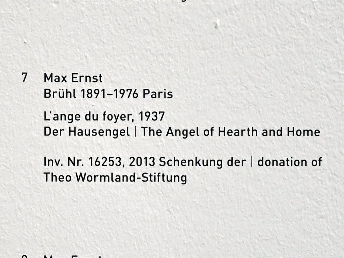 Max Ernst (1912–1970), L'ange du foyer - Der Hausengel, München, Pinakothek der Moderne, Gang im Westflügel, 1937, Bild 2/2