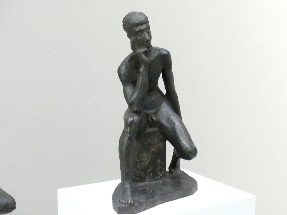 Gerhard Marcks (1932–1975), Sitzender Jüngling, München, Pinakothek der Moderne, Saal 13, 1937, Bild 3/5