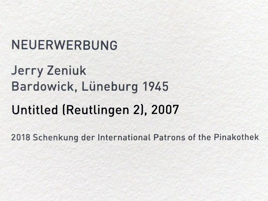 Jerry Zeniuk (1972–2007), Untitled (Reutlingen 2), München, Pinakothek der Moderne, Saal 16, 2007, Bild 2/2