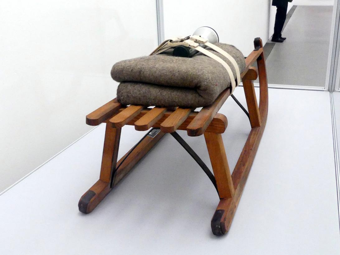 Joseph Beuys (1948–1985), Schlitten, München, Pinakothek der Moderne, Saal 17, 1969, Bild 3/5