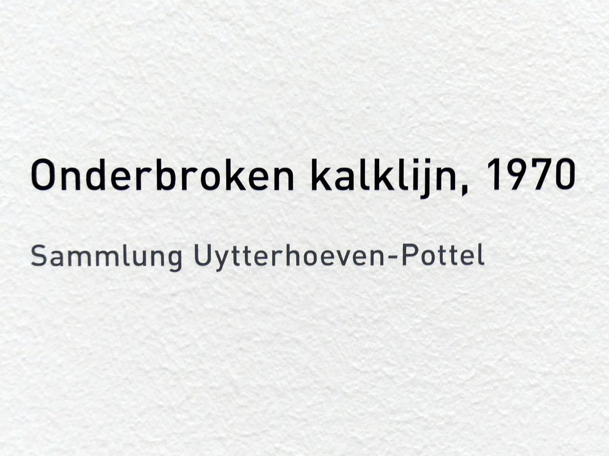 Raoul De Keyser (1964–2012), Onderbroken kalklijn - Unterbrochene Kalklinie, München, Pinakothek der Moderne, Ausstellung "Raoul De Keyser – Œuvre" vom 05.04.-08.09.2019, Saal 22, 1970, Bild 2/2