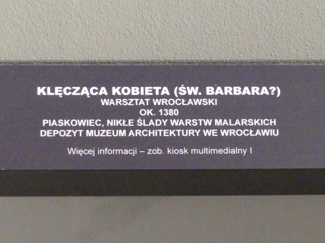 Kniende weibliche Figur (Heilige Barbara?), Breslau, Nationalmuseum, 1. OG, schlesische Steinskulptur 12.-16. Jhd.,, um 1380, Bild 3/4