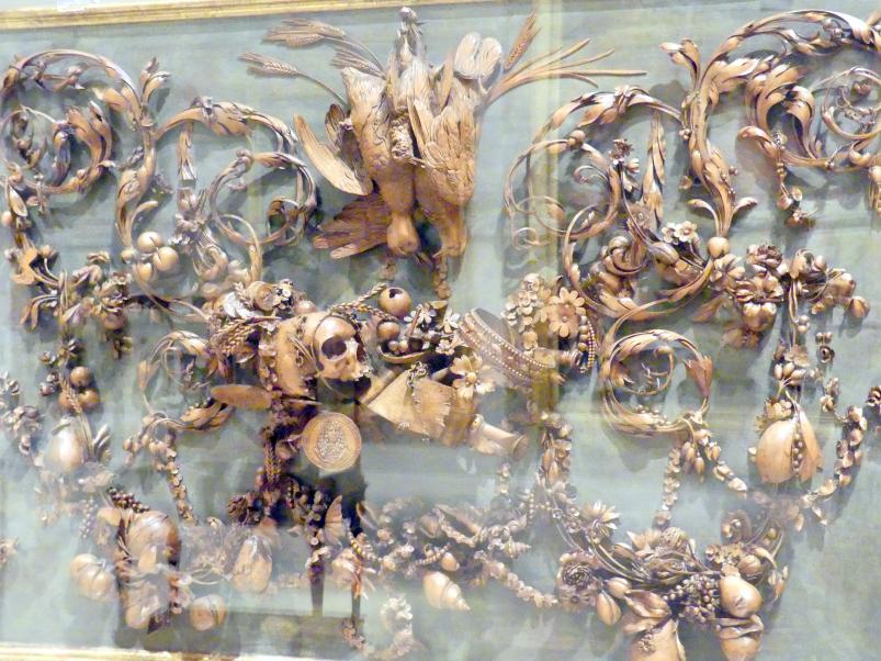 Grinling Gibbons (1685), Vanitas (Allegorie auf den Tod Karl II. Stuart von England), Modena, Galleria Estense, Saal 20, um 1685, Bild 3/4