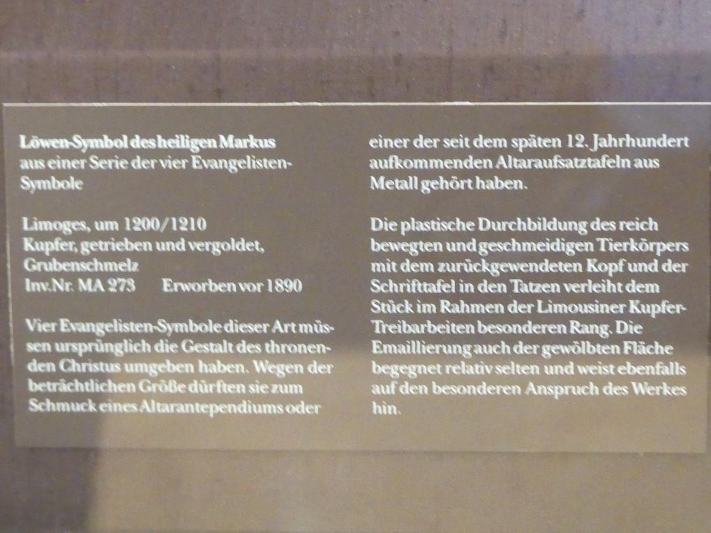 Löwen-Symbol des heiligen Markus, München, Bayerisches Nationalmuseum, Saal 1, um 1200–1210, Bild 2/2