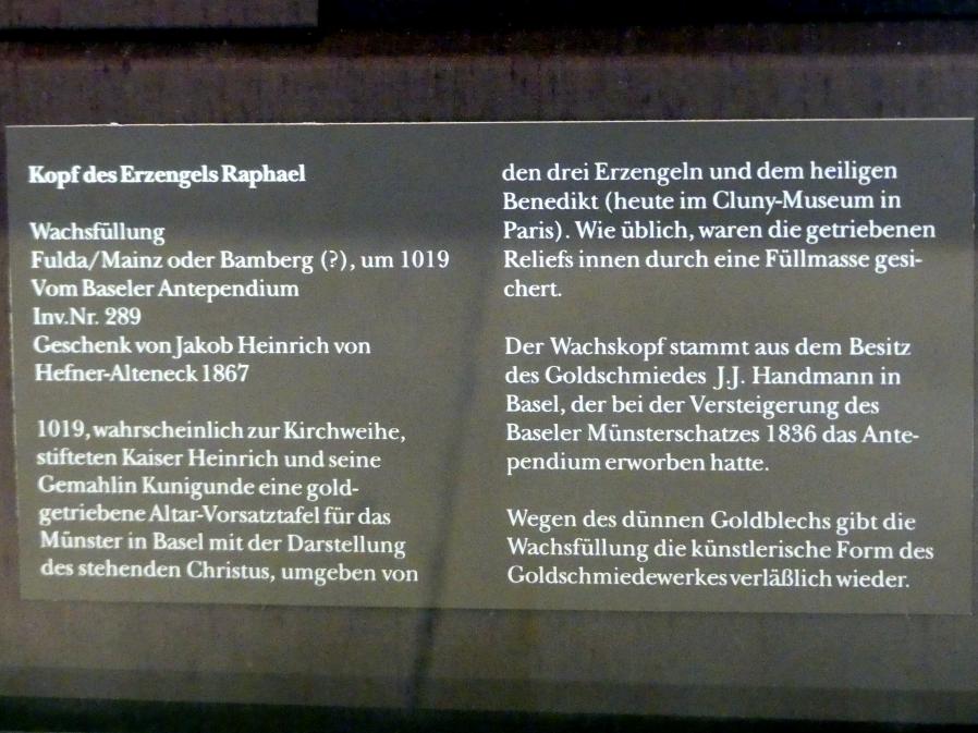 Kopf der Erzengels Raphael, München, Bayerisches Nationalmuseum, Saal 1, um 1019, Bild 2/2
