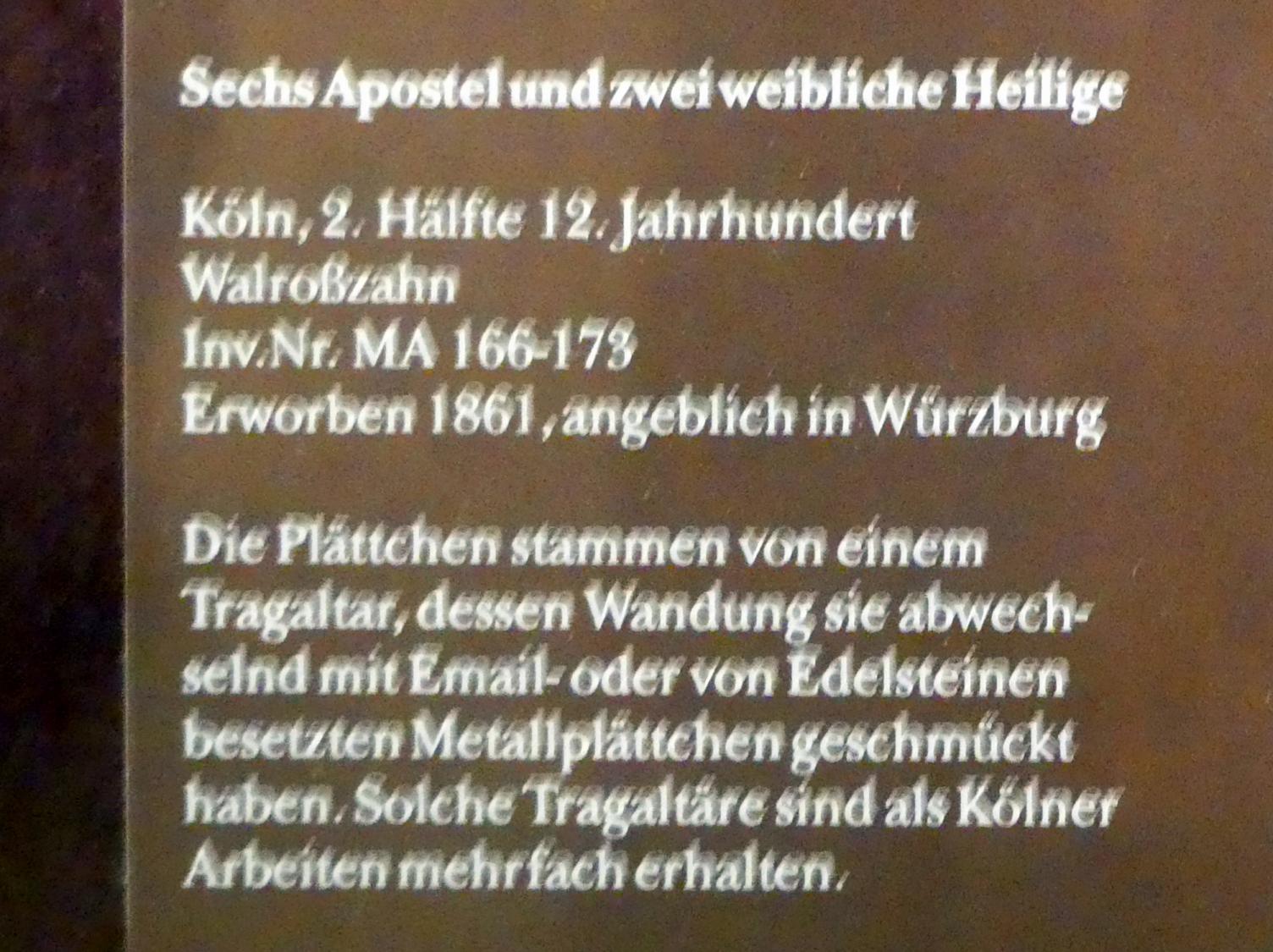 Sechs Apostel und zwei weibliche Heilige, München, Bayerisches Nationalmuseum, Saal 1, 2. Hälfte 12. Jhd., Bild 2/2