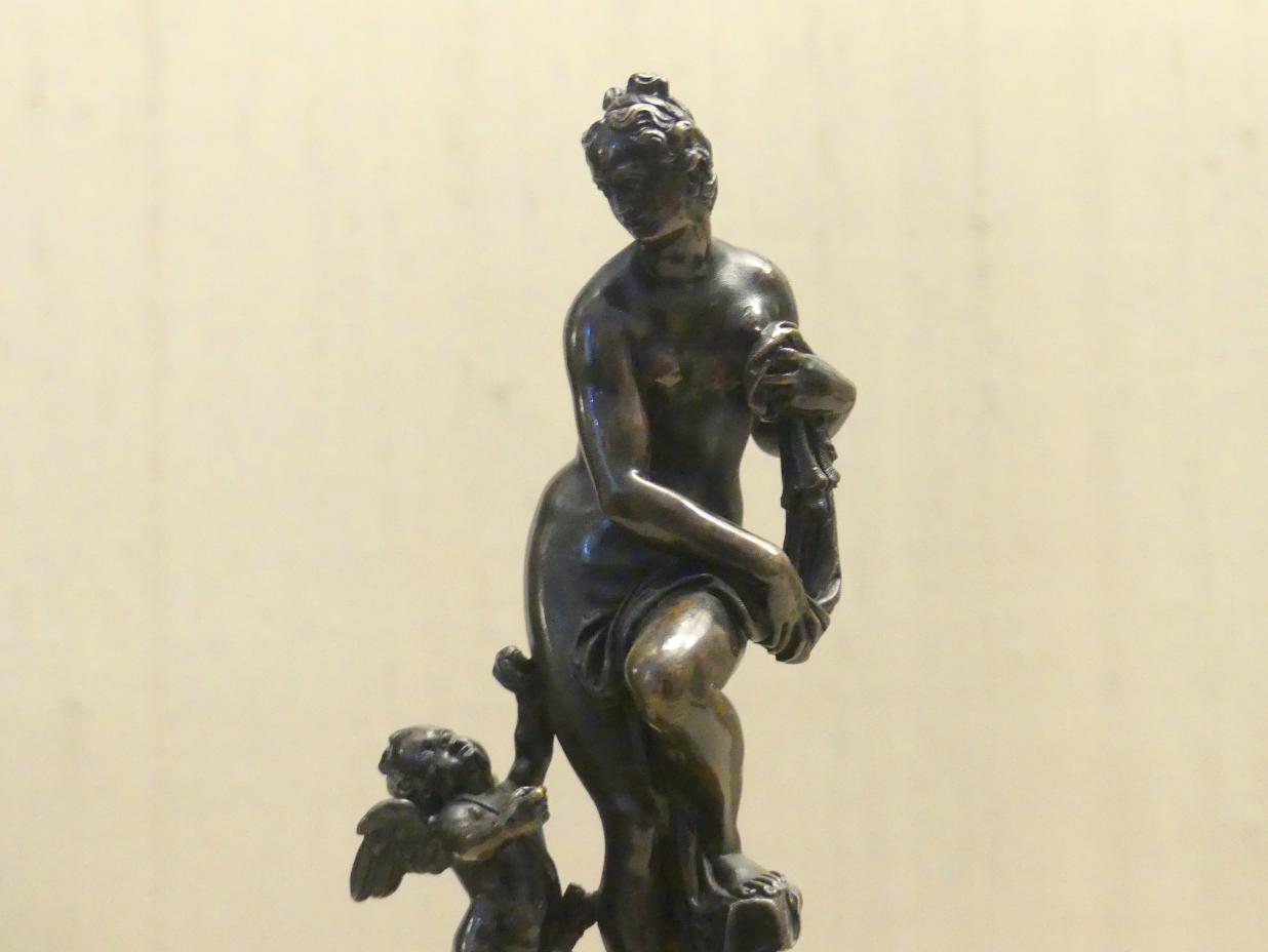 Giovanni Francesco Susini (1600–1637), Venus und Amor, München, Bayerisches Nationalmuseum, Saal 25, um 1600, Bild 2/3