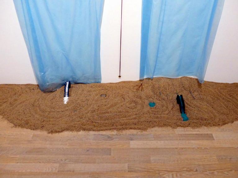 Senga Nengudi (1970–2019), Wet Night - Early Dawn - Scat-Chant - Pilgrim's Song, München, Lenbachhaus, Ausstellung "Senga Nengudi Topologien" vom 17.09.-19.01.2020, Saal 3, 1996, Bild 4/11